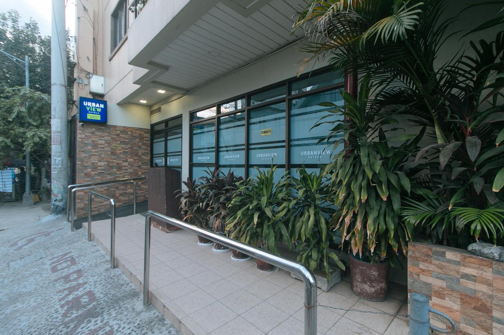 Urbanview At Evangelista Street Makati Makati City Exterior foto